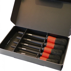 DETAIL BRUSH