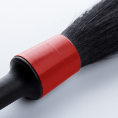 DETAIL BRUSH